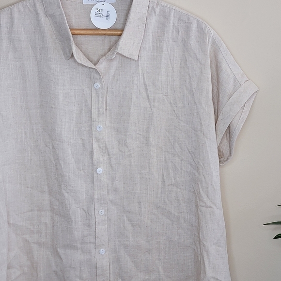 NWT Everyday Chic Boutique | Cream Linen Blend Oversized Short Sleeve Button Top - Picture 2 of 5